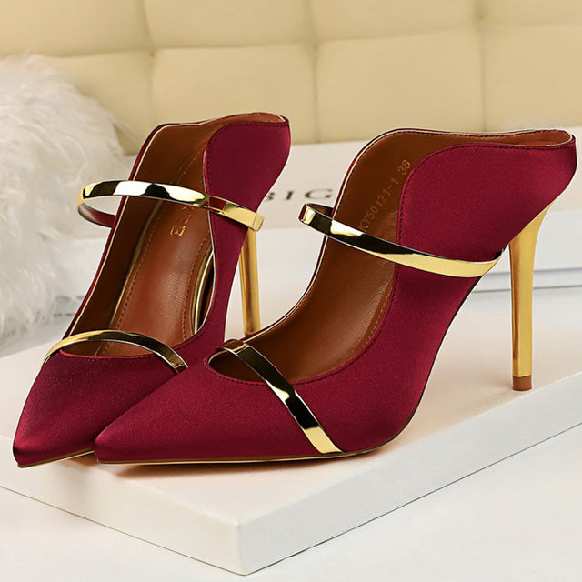 Gorgeous Pointed Toe Silk Mules